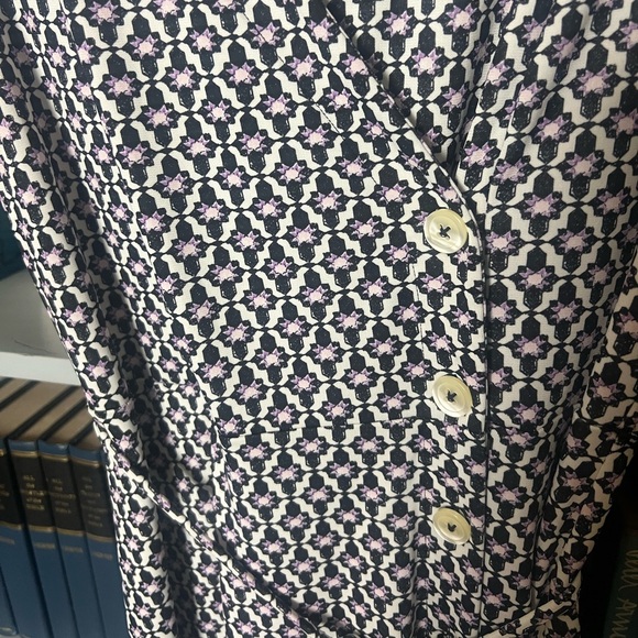 TALBOTS BLACK LAVENDER PRINTED V-NECK JERSEY FAUX WRAP MIDI DRESS small - Picture 2 of 4